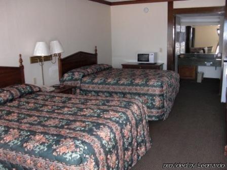 אדמונד Stratford House Inn מראה חיצוני תמונה
